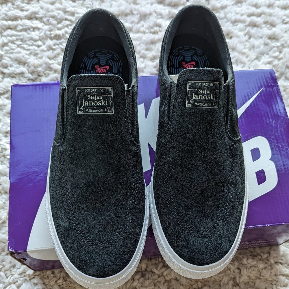 NWT Nike SB Zoom Janoski Slip RM